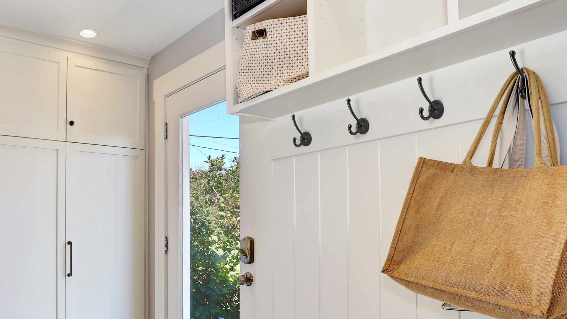 BRD K218ABL.9 Крючок LAURA 2-х рожковый старинный чёрный (заказ)