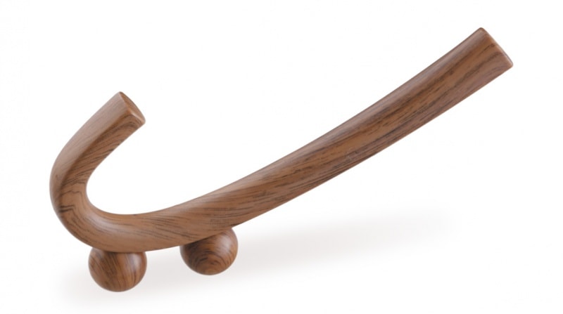 Валмакс Крючок К-006 020 пластик 2-х рожковый Me/Me SALE