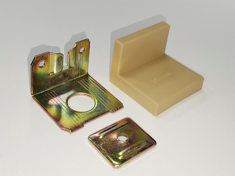 SAMET Уголок фиксирующий + накладка  дуб