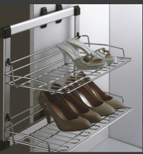 Razzio стойка выдвижная для обуви, б/кр, 2-х ур., алюмин./хром, 290*465*520 (снято)