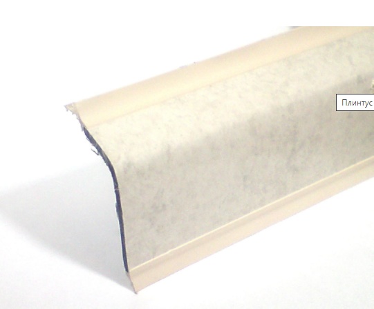 плинтус Rehau 4200 Зимняя луна SALE