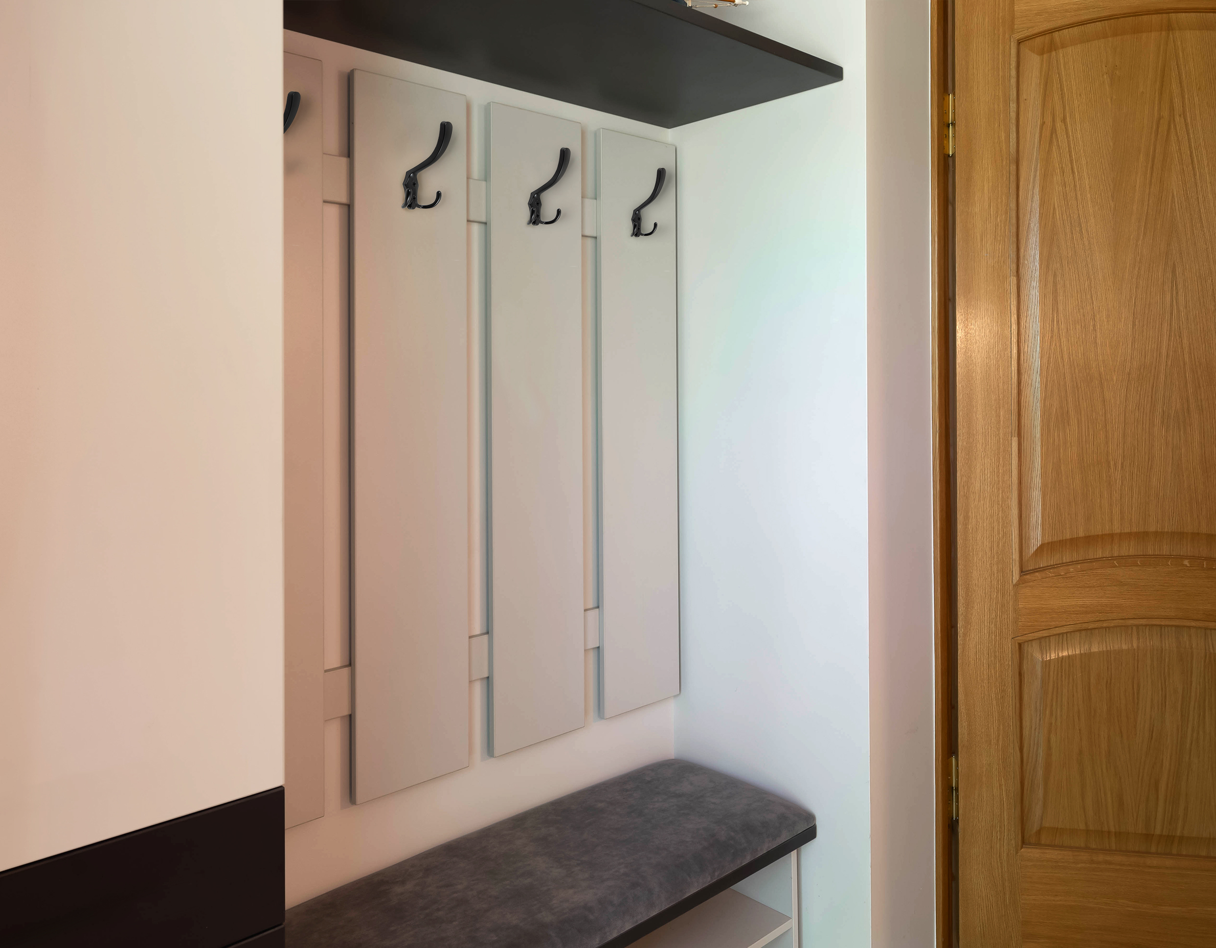 BRD K302BL.2 Крючок 3-х рожковый черный