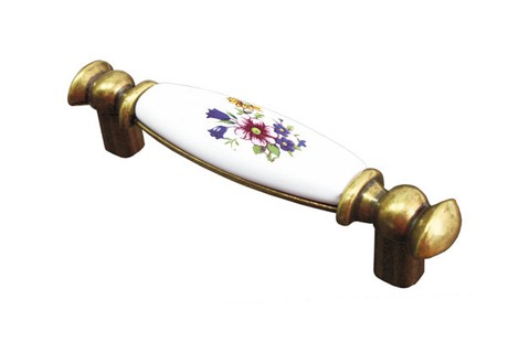 BRD RS115АВ.W01 ручка-скоба 96 мм старинная латунь с керамикой цветок (снято)