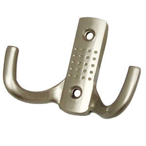 BRD K204SN.6 Крючок 2-х рожковый с перфорацией никель (заказ)