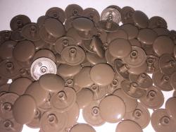 заглушки пластиковые  шимо темный №04 ( кратно 50 шт.)