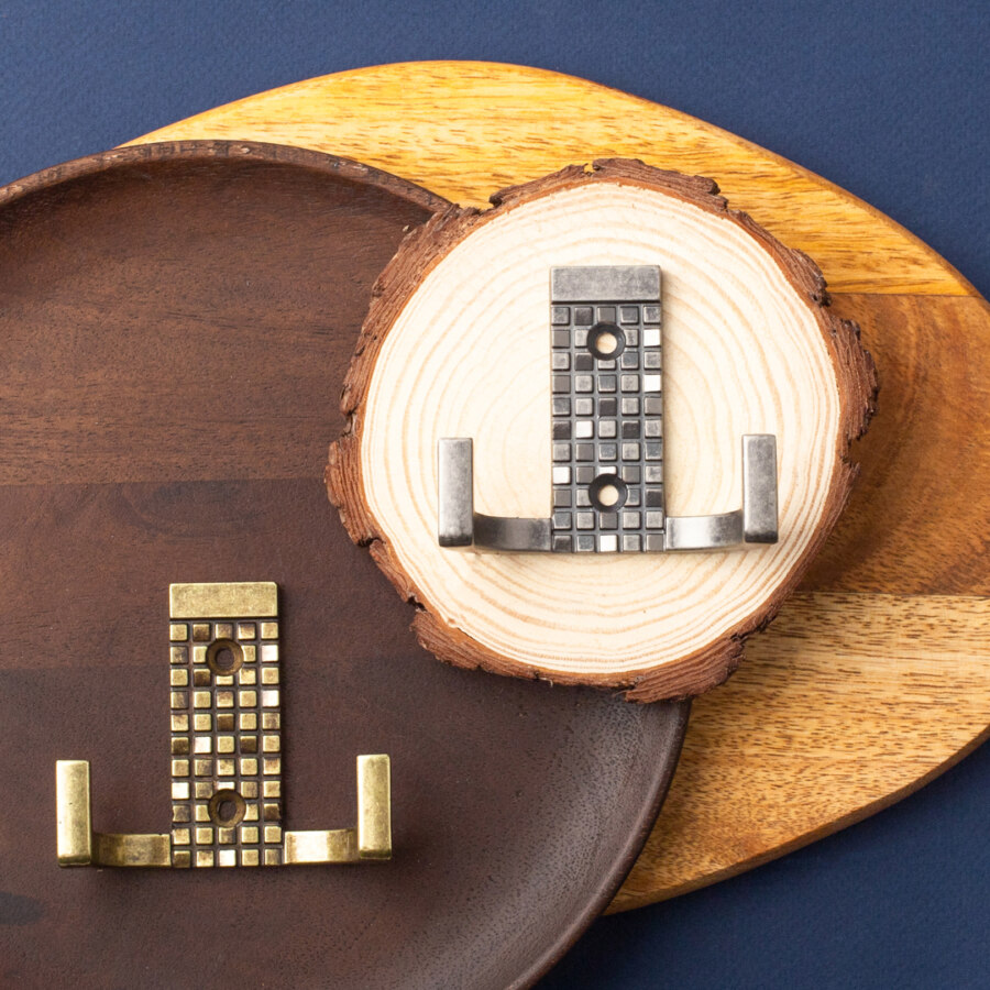 KR 0160 Крючок 2-х рожковый хром SALE