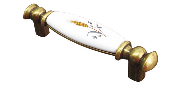 BRD RS115АВ.W03 ручка-скоба 96 мм старинная латунь с керамикой колос (снято)