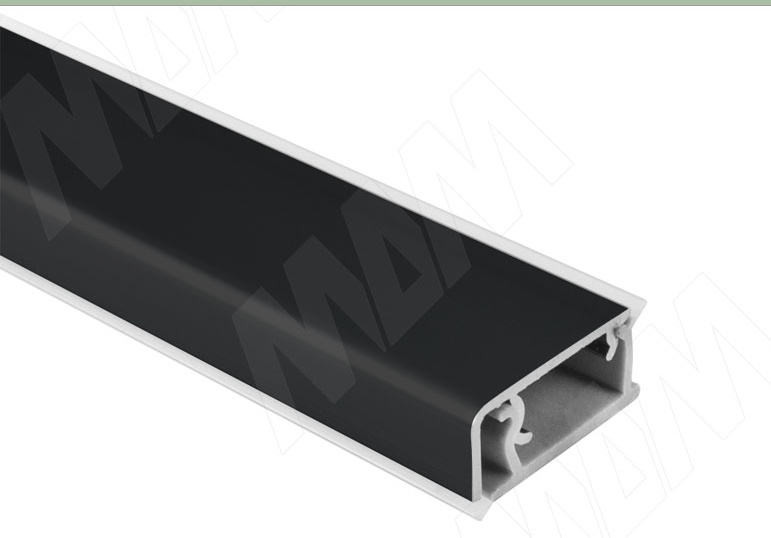 Плинтус алюмин. прямоуголный горизонт. L=4,2м черный мат.