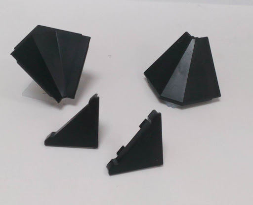 заглушки+ углы Скиф пластик черный SALE