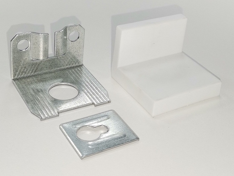 Уголок фиксирующий + накладка  белый №1