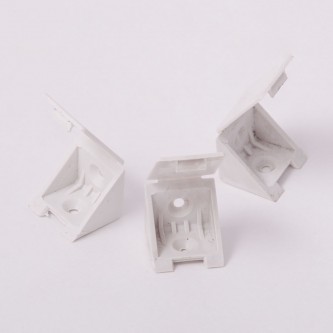 Уголок пластиковый  белый №1