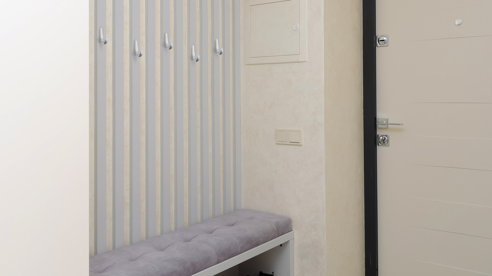 BRD K103SC.9 Крючок NILL однорожковый Сатиновый хром (заказ)