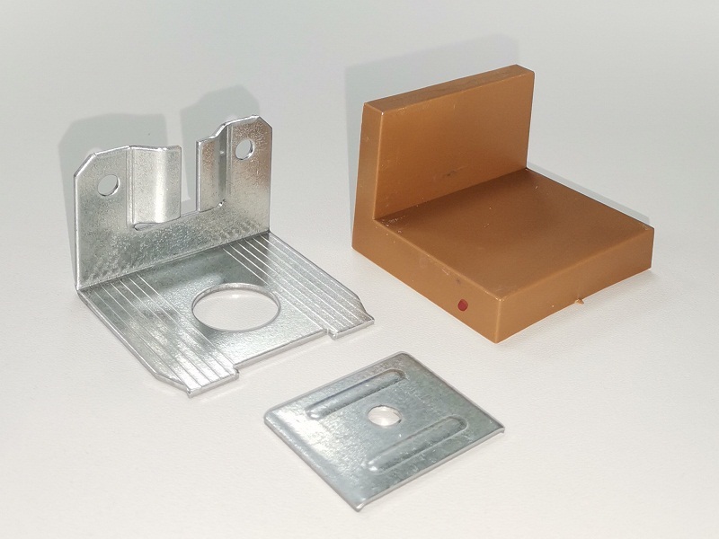 Уголок фиксирующий + накладка  светло-коричневый №10 SALE