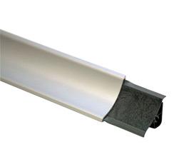 НАКЛАДКА  на плинтус для столешниц алюм матов 27,6*27,6*0,8 м