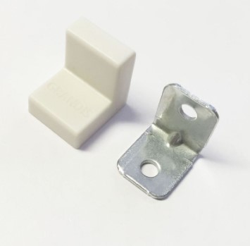 GRANDIS Уголок металлический + накладка 20*20 белый