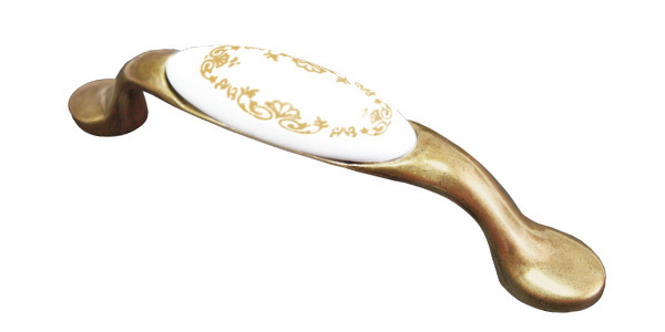 BRD RS113АВ.W15 ручка-скоба 96 мм старинная латунь с керамикой узор (снято)