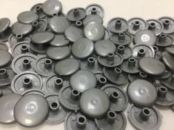 заглушки пластиковые  титан №17 ( кратно 50 шт.) SALE