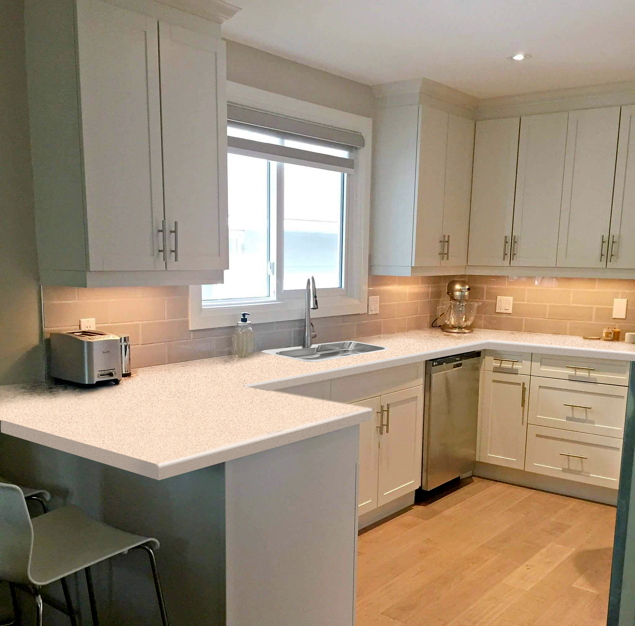 Столешница КЕДР МК 3000*600*38мм 2 группа - Семолина бежевая 3042/1 глянец (заказ)