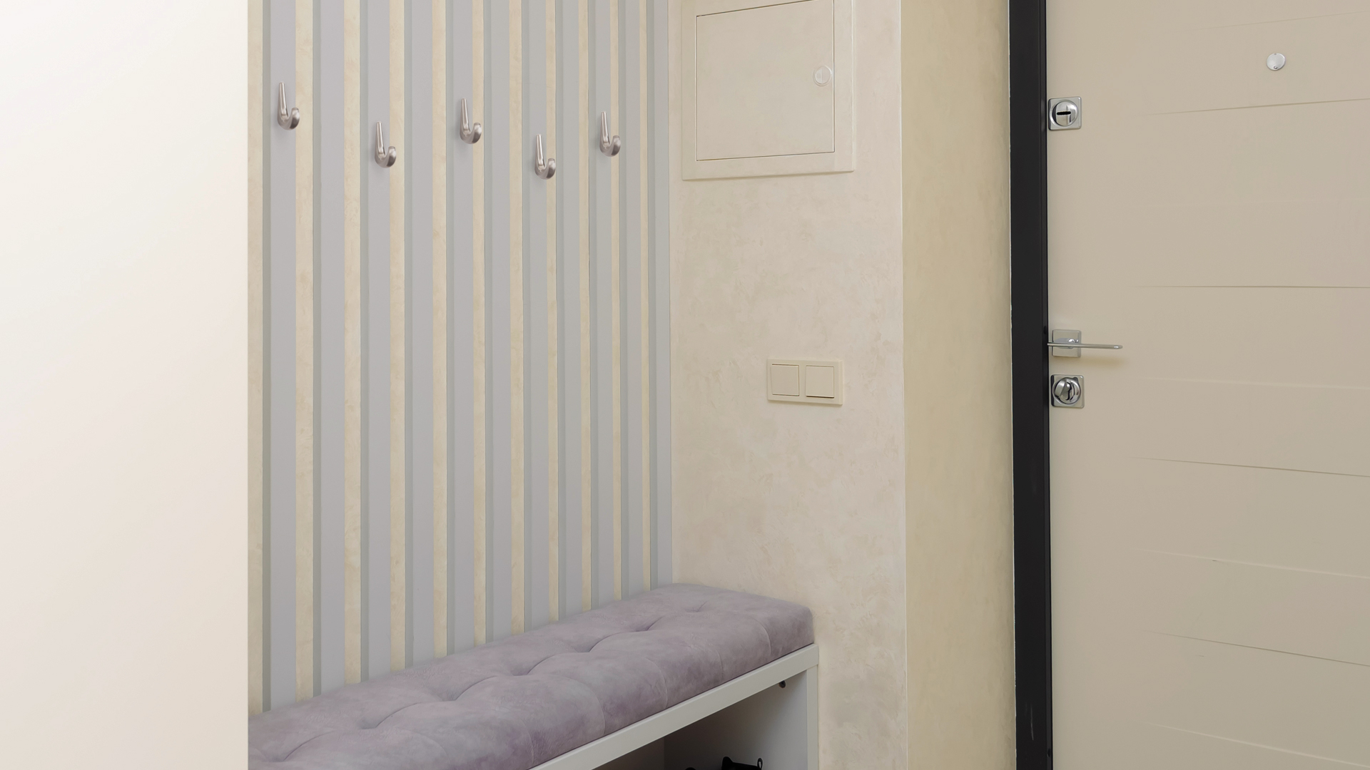 BRD K103BSN.9 Крючок NILL однорожковый атласный никель (заказ)